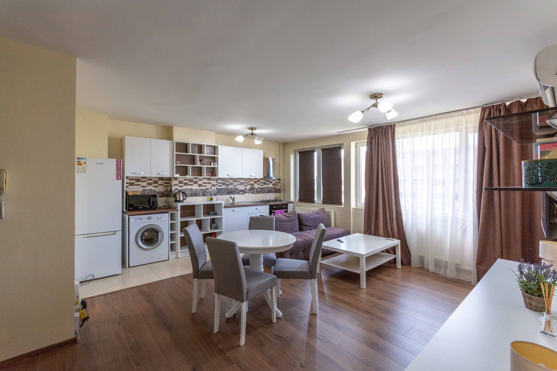 Unirii - Dimitrie Cantemir, apartament cu doua camere modern, comision 0%