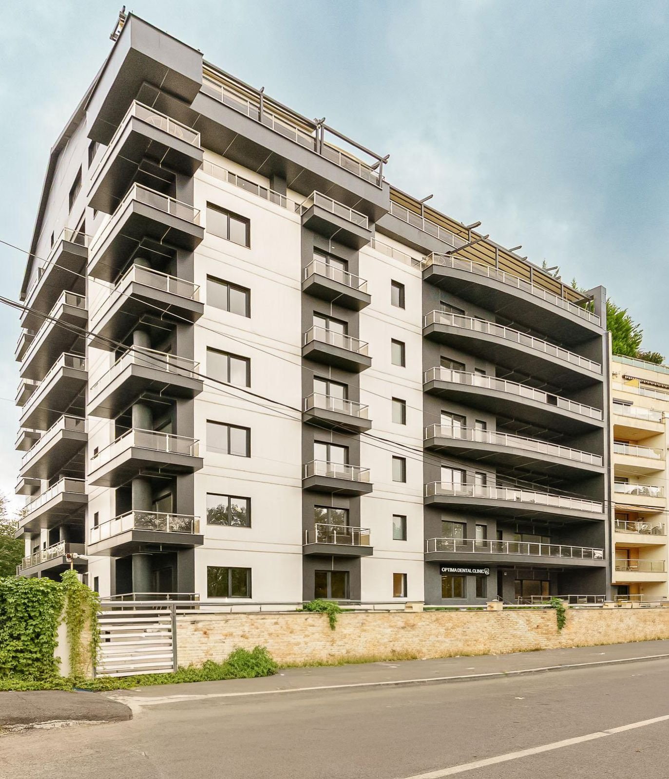 INCHIRIERE APARTAMENTE LUX sos NORDULUI 200mp+ parcare subterana inclusa