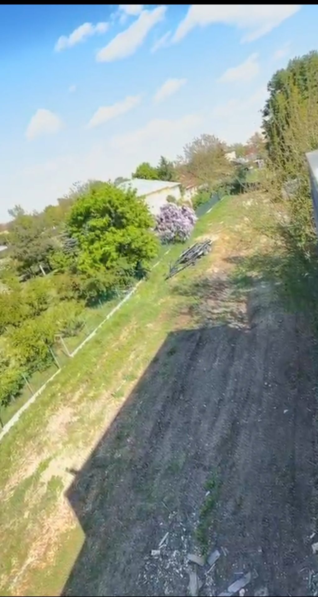 Teren intravilan 2.300 mp cu deschidere la lac, Ciofliceni