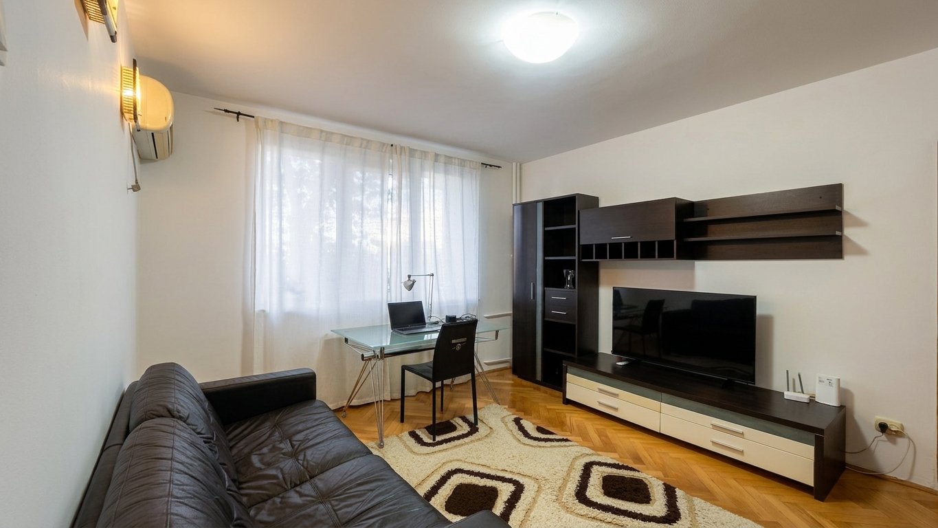 3 camere, Renovat, 1 minut de Metrou Grivita
